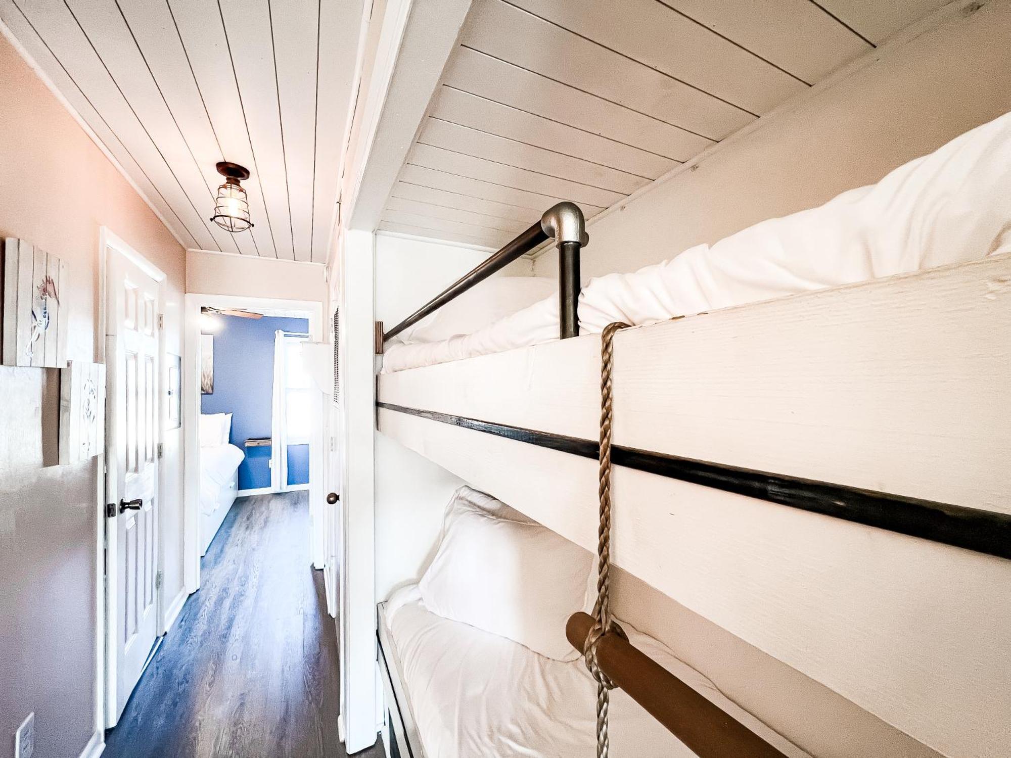 Cozy Beach Condo Sleeps 6 Pool Каролина-бич Экстерьер фото