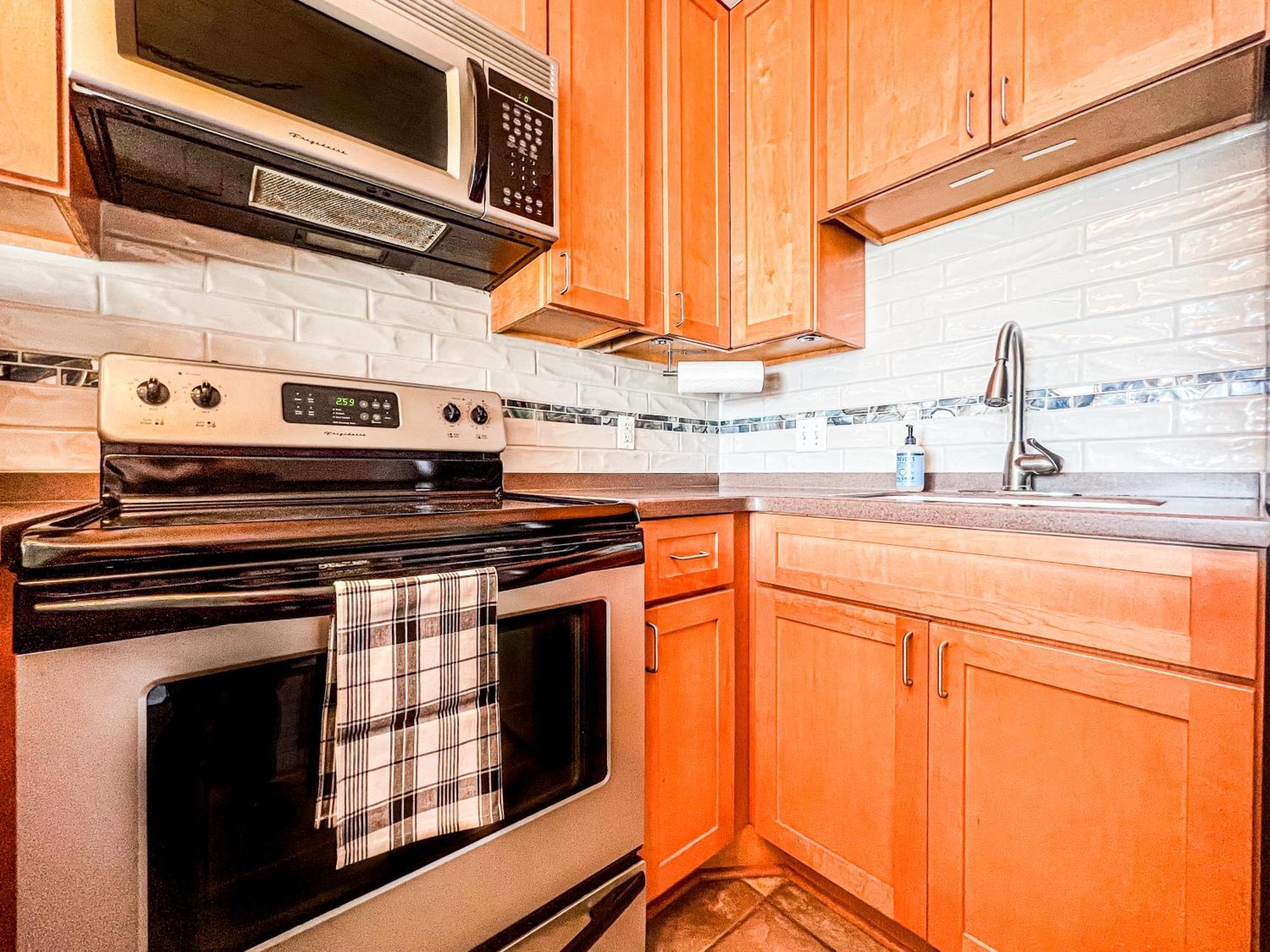 Cozy Beach Condo Sleeps 6 Pool Каролина-бич Экстерьер фото